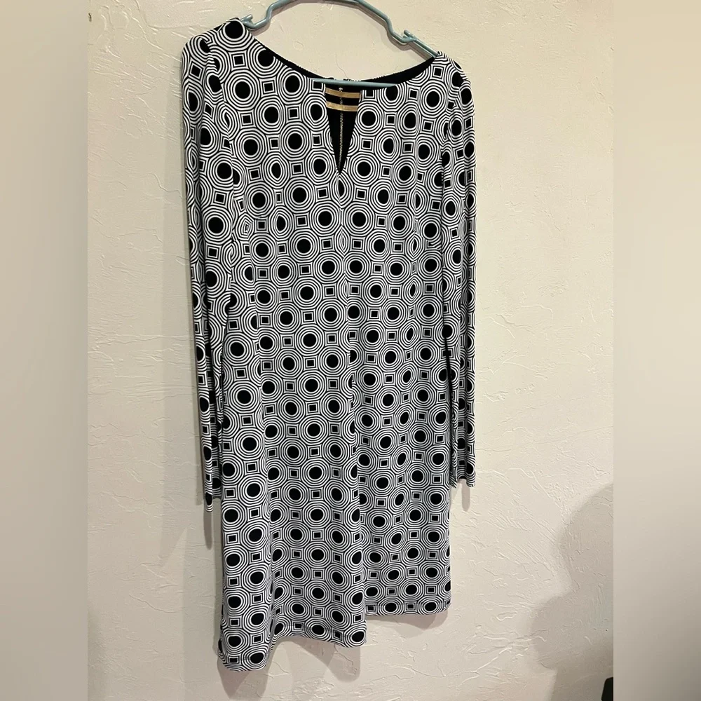VINCE CAMUTO Dress Size 12 Black White Geometric Full Back Zipper Long Slv Lined